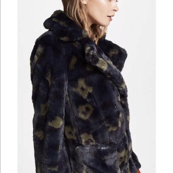Zadig & Voltaire miles leo faux fur peacoat NWT - Picture 8 of 8
